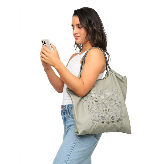 Bolso Bordado Chettah H2O Wear Verde